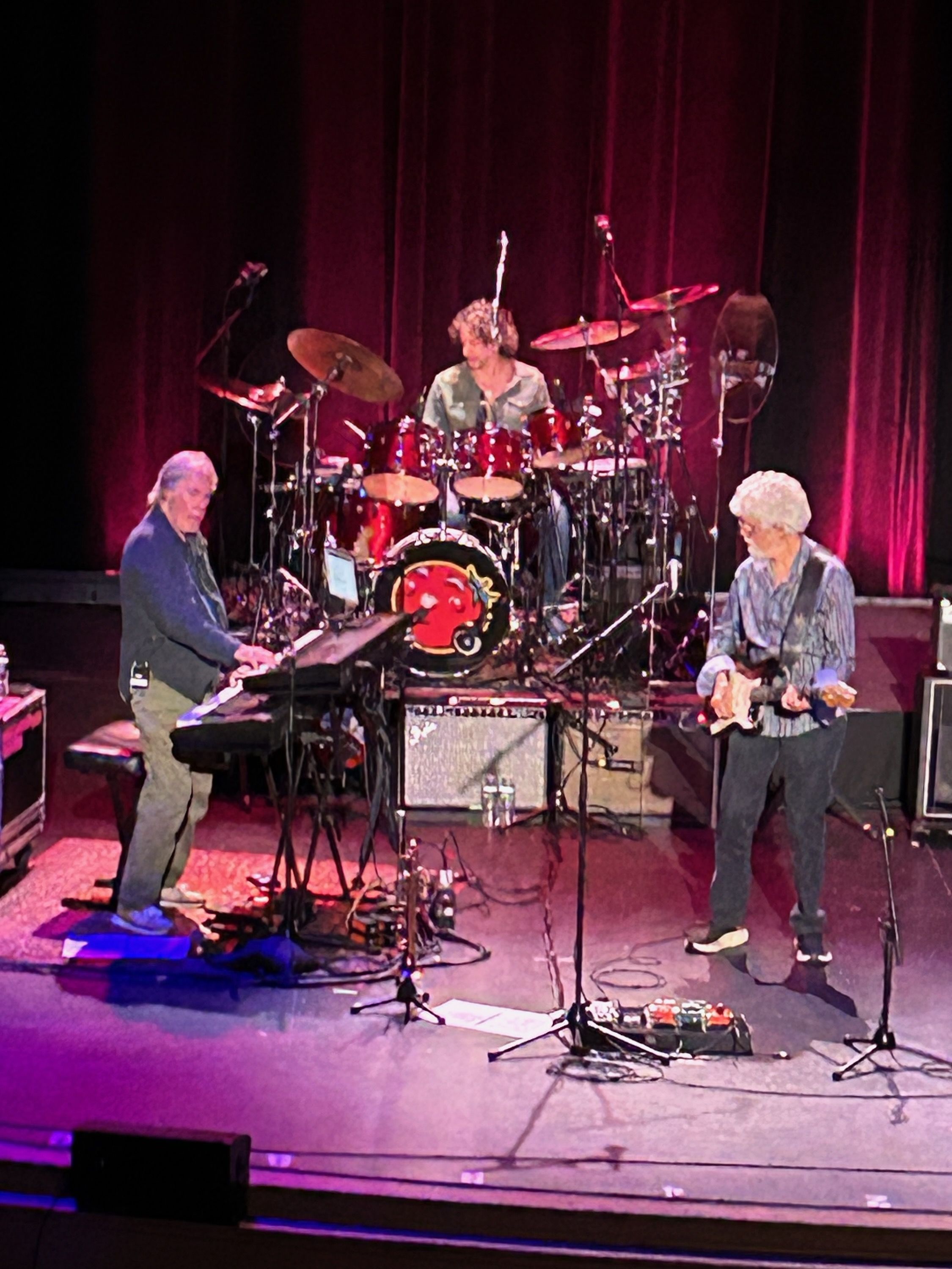 LittleFeat2026-10-02TheMusicHallPortsmouthNH (5).jpg